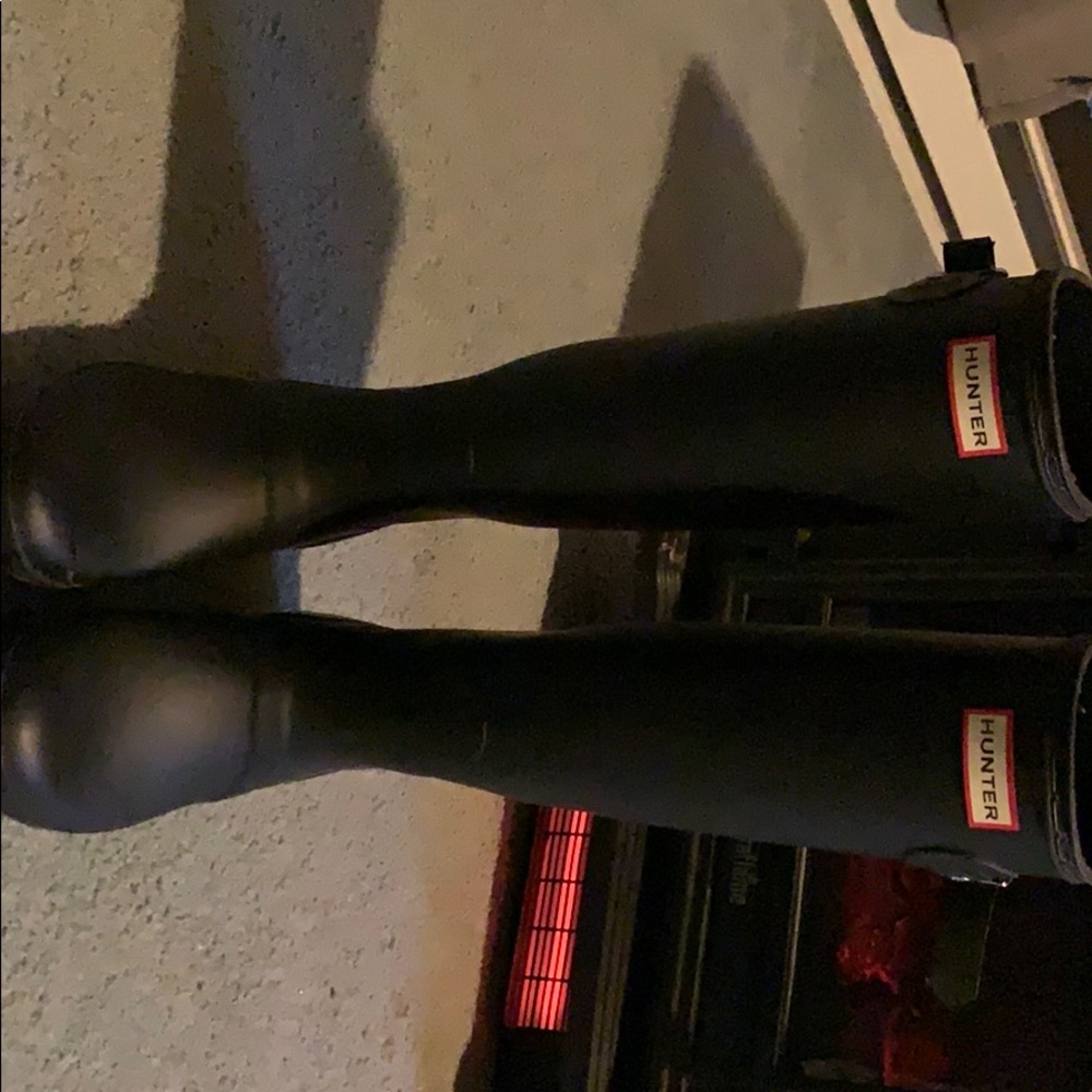 Black matte Hunter boots